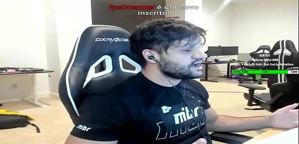  FER COMENDO O CU DA FURIA AO VIVO!